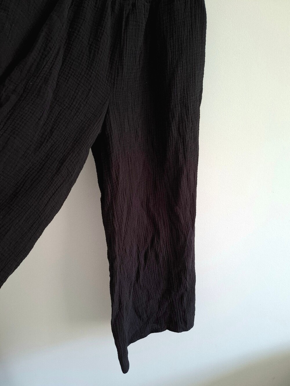 HYFVE Black Wide Leg Smocked Pants SZ L - Picture 4 of 6
